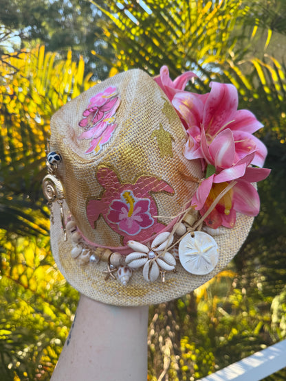 Blu Coconut 🌴 Pink Sea Turtle Luxe Straw Fedora 🌴