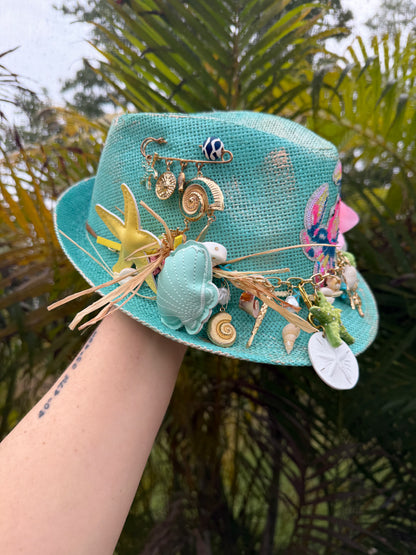 Blu Coconut Coastal Crab Fedora 🌊🌺🦀