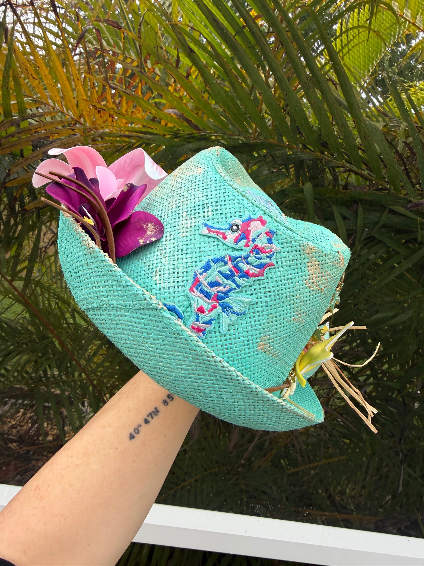 Blu Coconut Coastal Crab Fedora 🌊🌺🦀