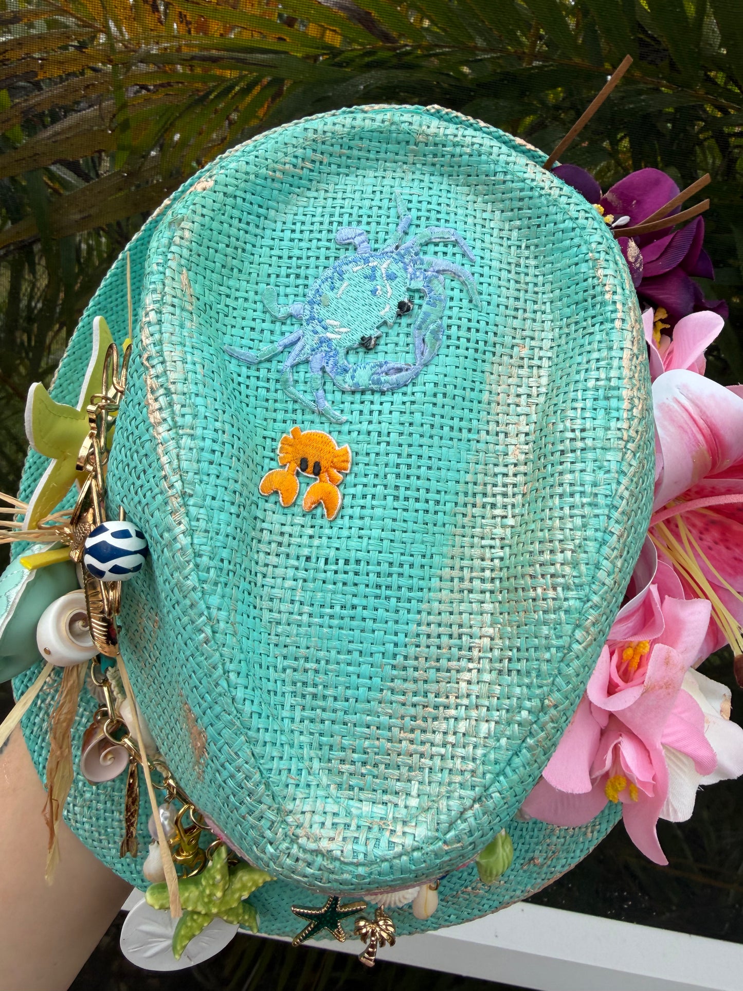 Blu Coconut Coastal Crab Fedora 🌊🌺🦀