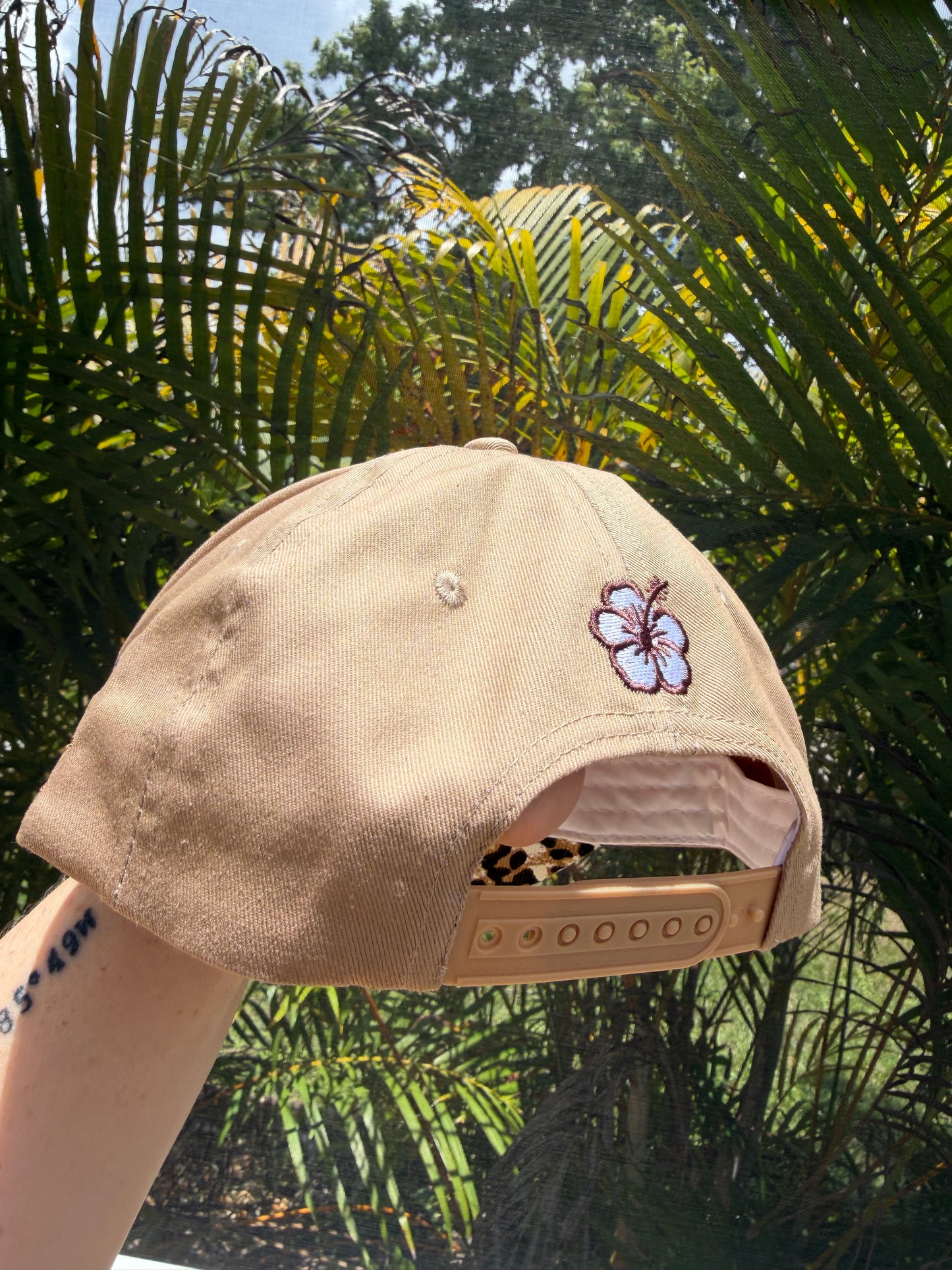 Blu Coconut Embroidered Canvas Mid-Profile Snapback! 🥥