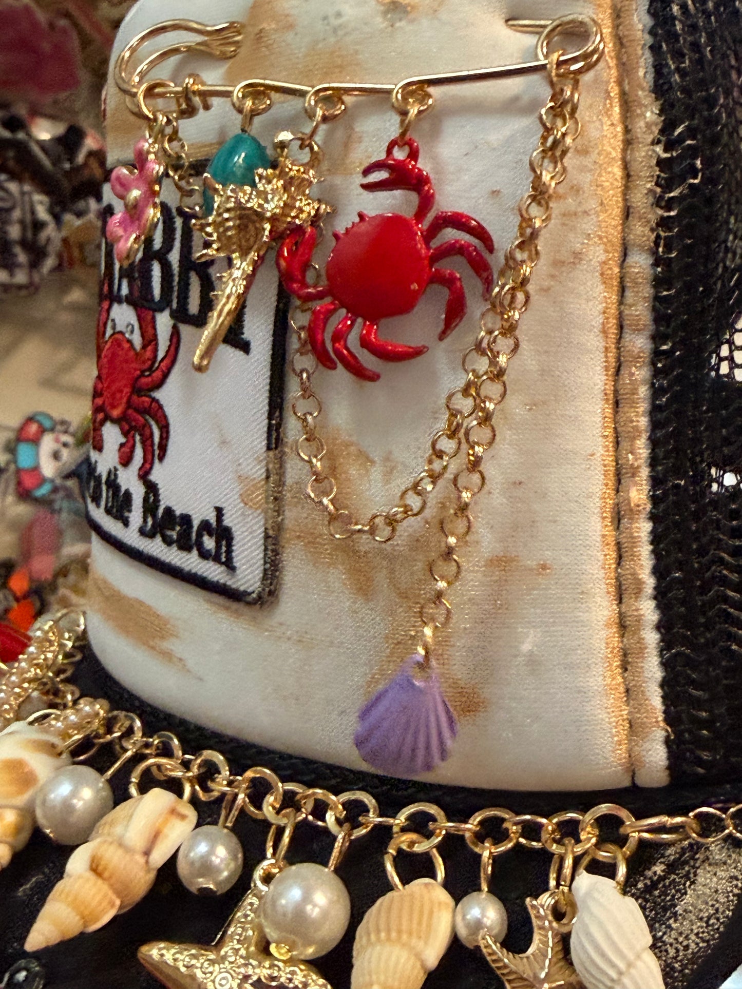 Blu Coconut Crabby Beach Trucker 🦀❤️