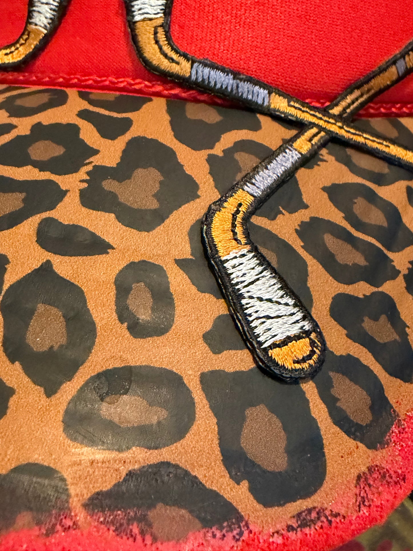 Blu coconut red and leopard print hockey Trucker ￼