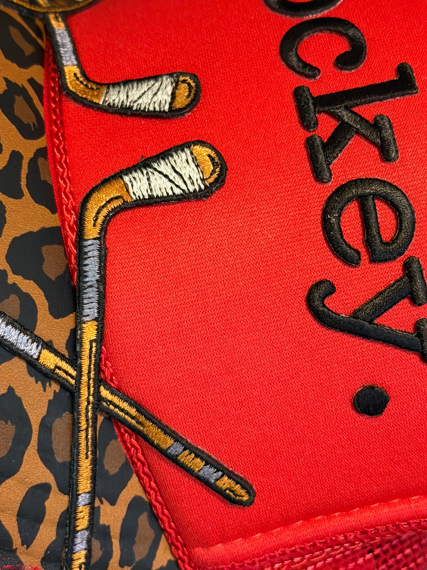Blu coconut red and leopard print hockey Trucker ￼
