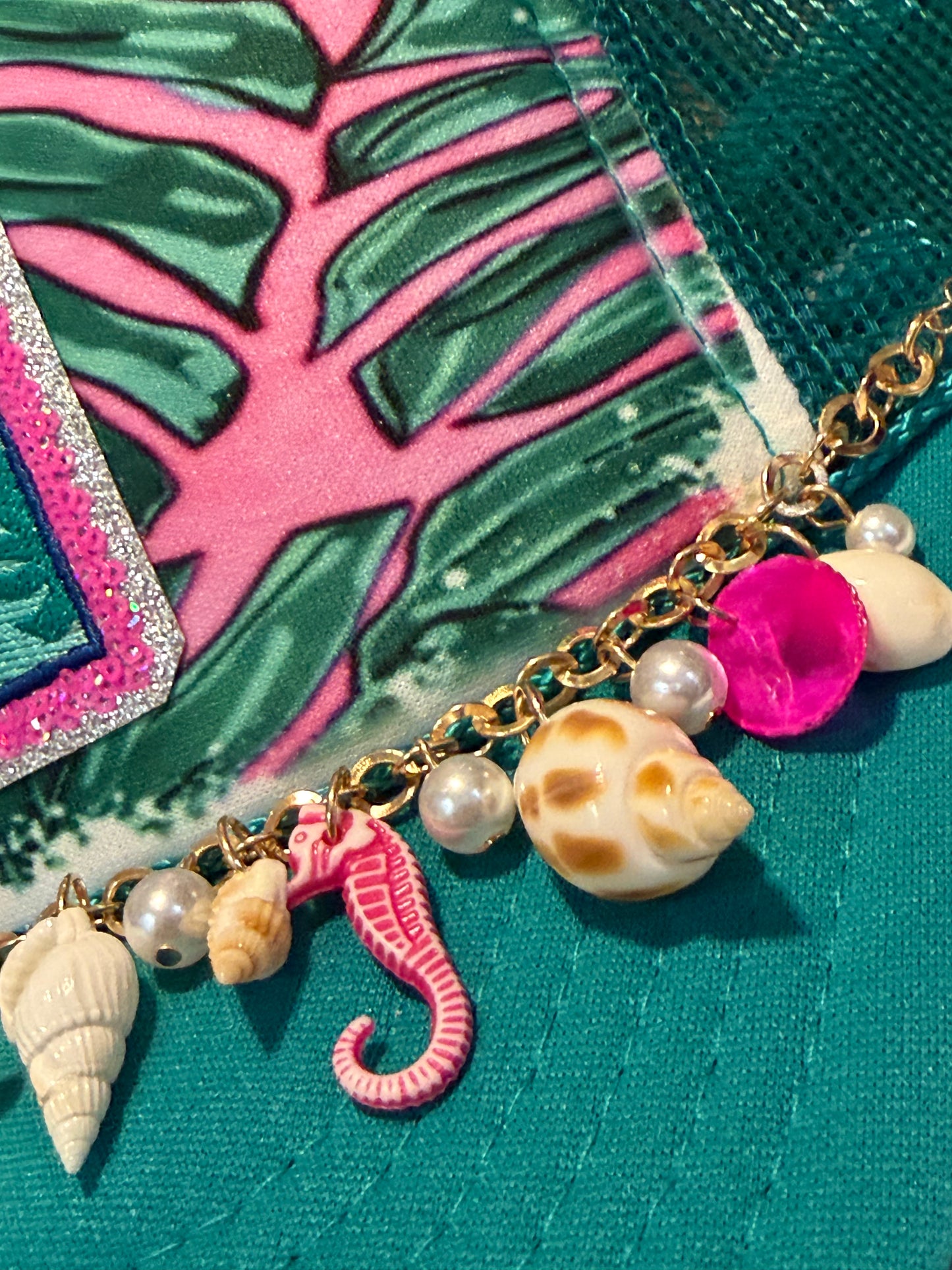 Blu coconut Flamingo Trucker