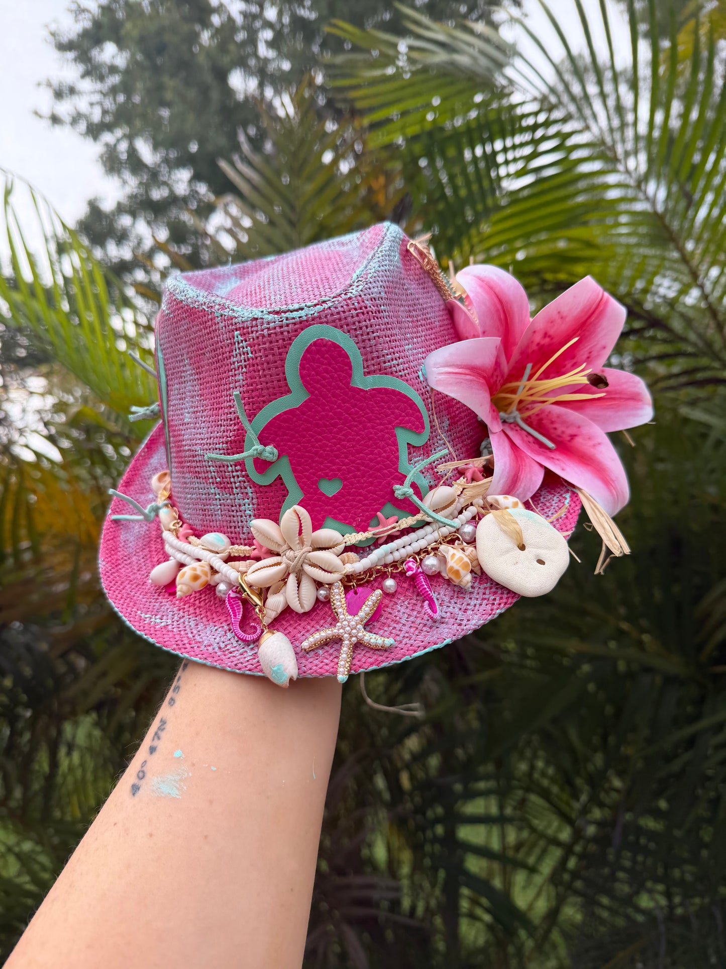 Blu Coconut Pink and aqua Sea Turtle Fedora.