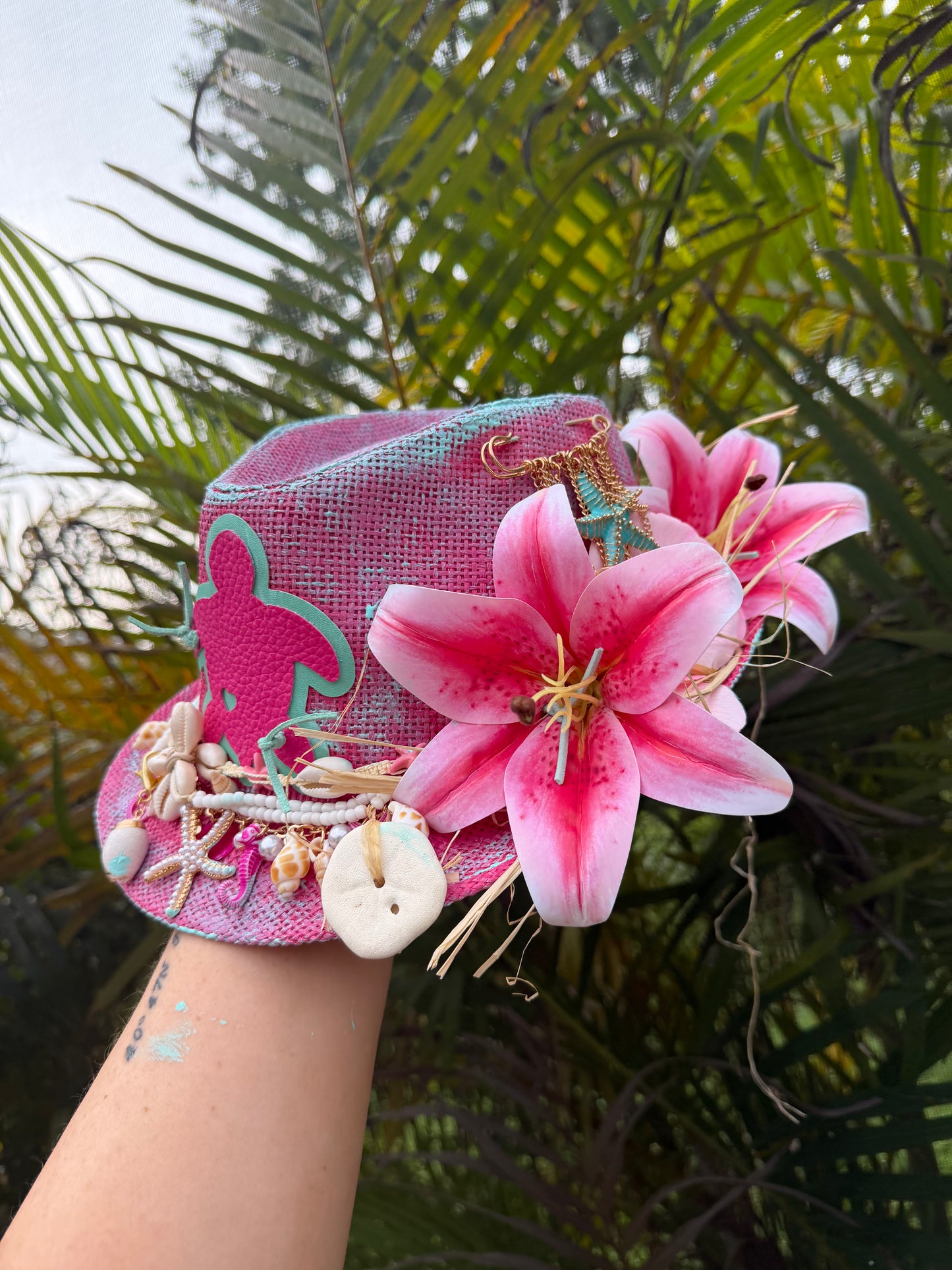 Blu Coconut Pink and aqua Sea Turtle Fedora.
